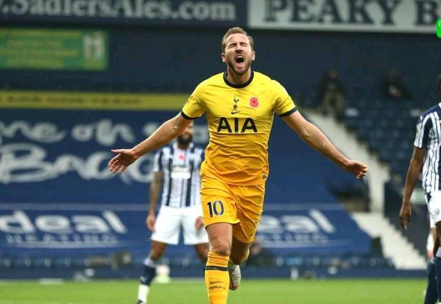 一名主教练 一名主教练