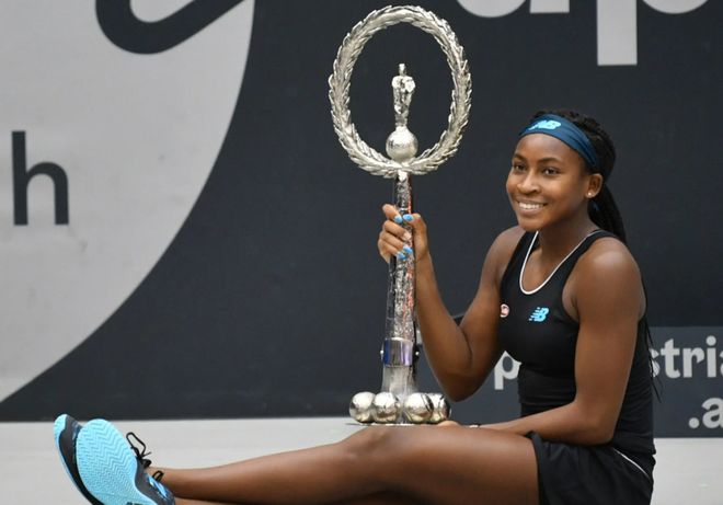 他曾在接受 他曾在接受