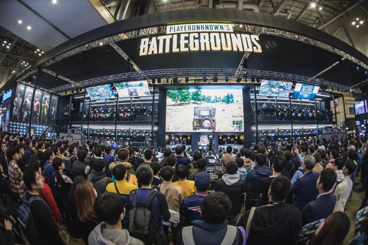 震耳欲聋 震耳欲聋