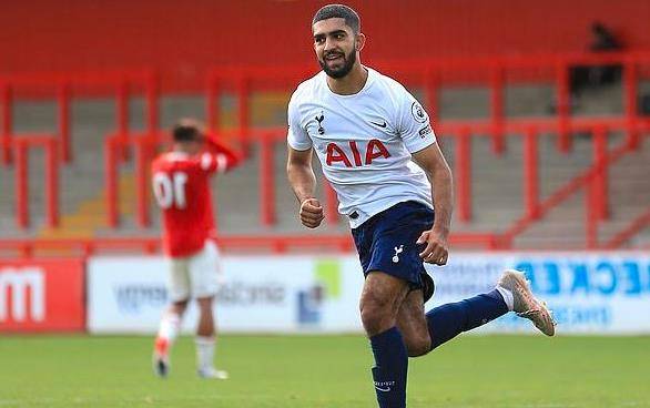 这些都是她 这些都是她